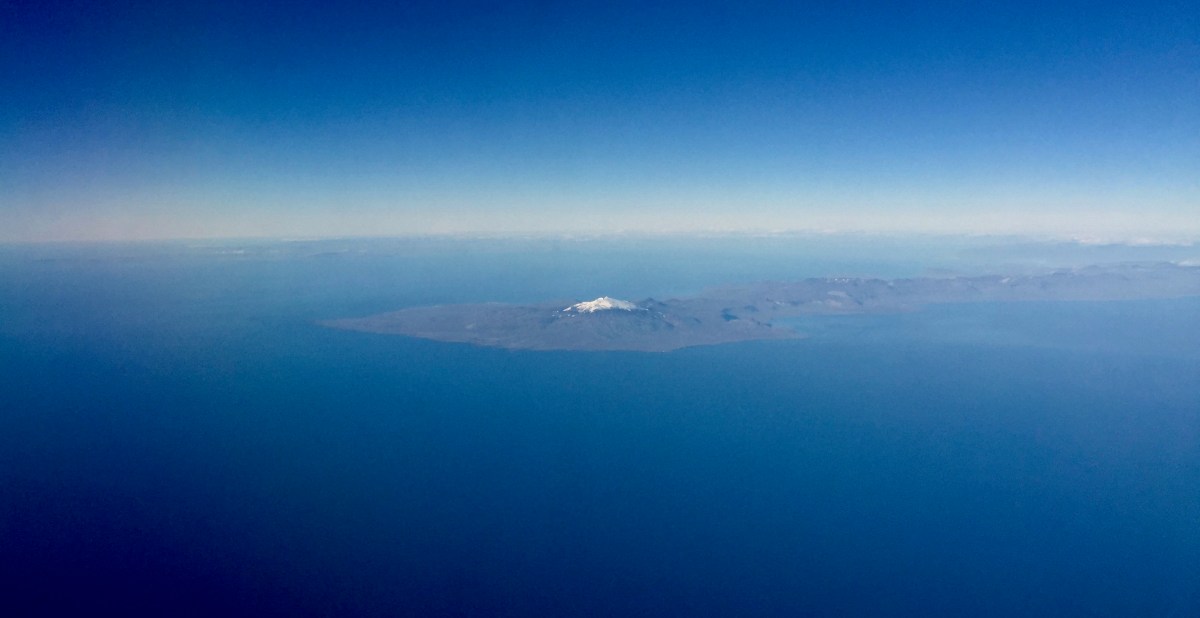 Flying past Snæfellsjökull